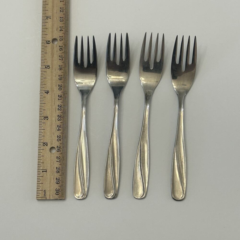 CG Flatware Dessert/Salad Forks Cg5 Pattern Glossy Stainless JAPAN Set of 4 VTG - Picture 5 of 5